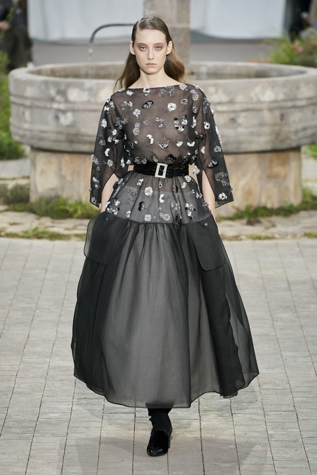 Suknie z pokazów haute couture wiosna-lato 2020