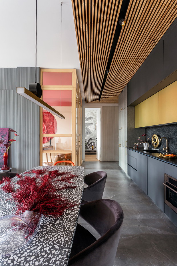 Artystyczny szyk we wrocławskim apartamencie, projekt: Aldona Banasiuk-Suchorzewska, architektka wnętrz, stylizacja: Anna Salak