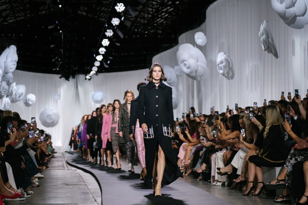 Chanel 2021/22 Métiers d’art show