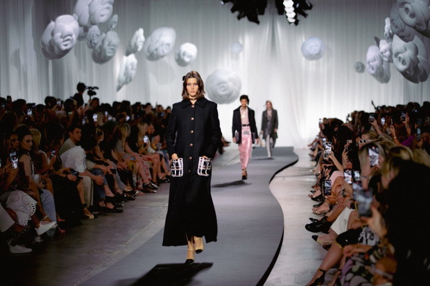 Chanel 2021/22 Métiers d’art show