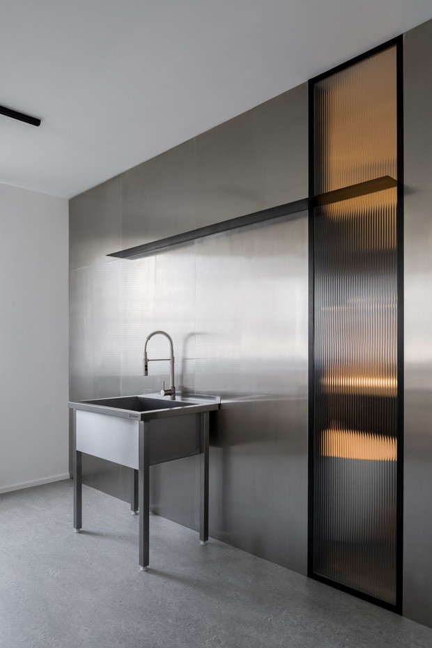Mieszkanie z antresolą, projekt 3XEL Architekci