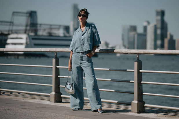 Najbardziej inspirujące stylizacje NYFW wiosna-lato 2023 street fashion