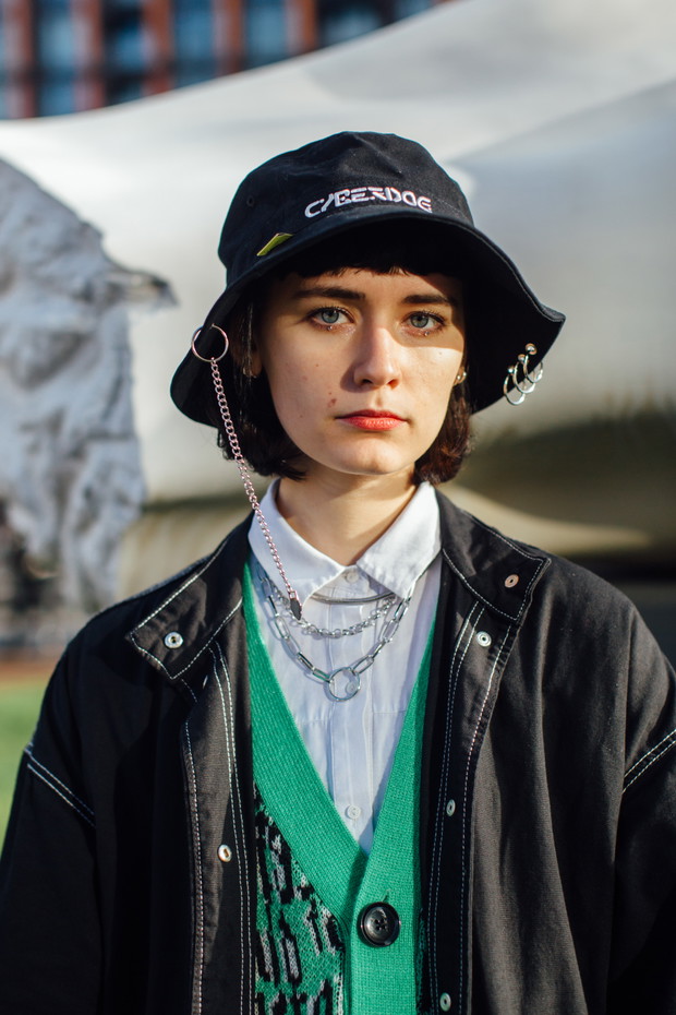 London Fashion Week jesień-zima 2020/2021: torebki, buty, dodatki