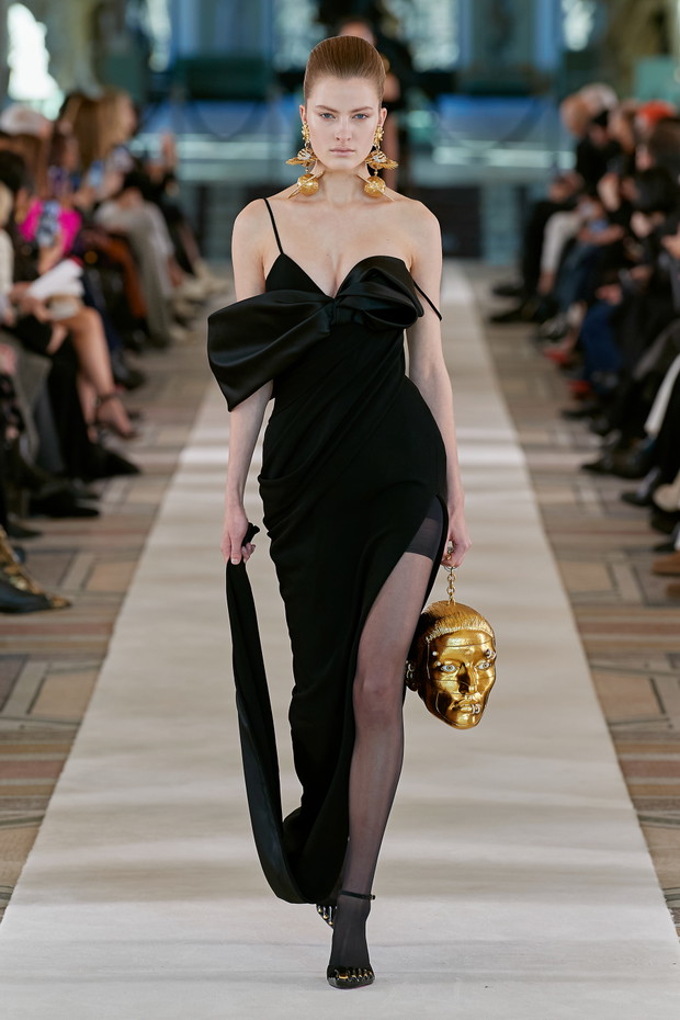 Schiaparelli haute couture wiosna-lato 2022