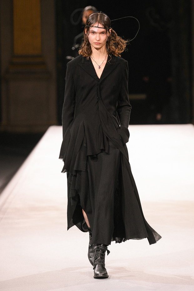 Yohji Yamamoto jesień-zima 2022/2023