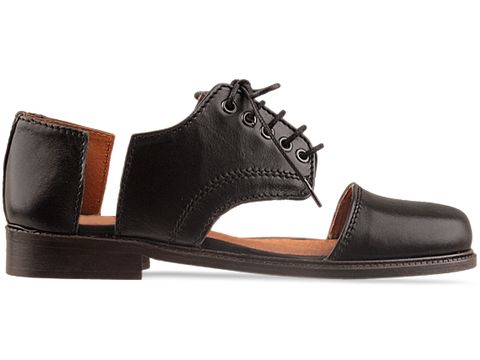 Buty cut-out