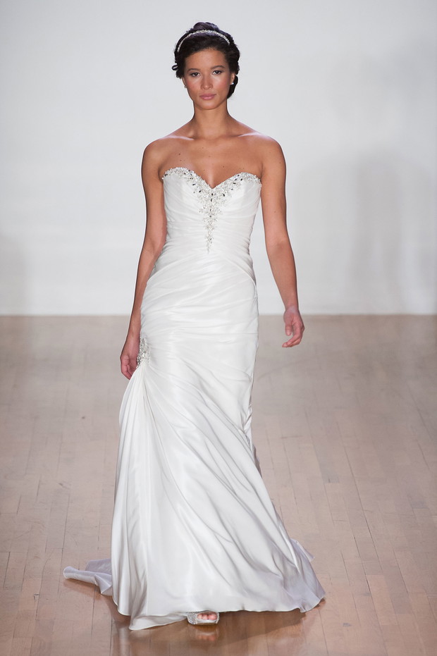 Suknie ślubne 2014: Alfred Angelo jesień 2014