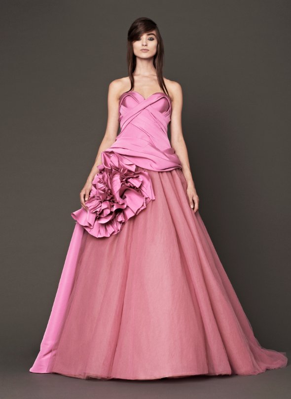 Suknie ślubne Vera Wang na jesień 2014, lookbook, fot. mat. prasowe