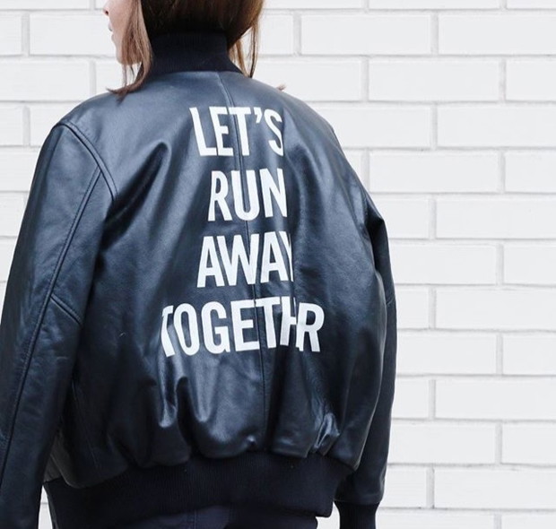 Kurtka bomber w social mediach trendy 2016