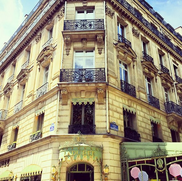 Ladurée Paris - narodowa duma Francji