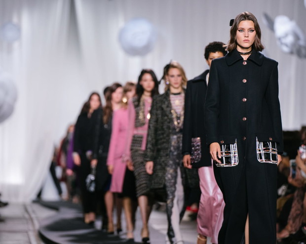 Chanel 2021/22 Métiers d’art show