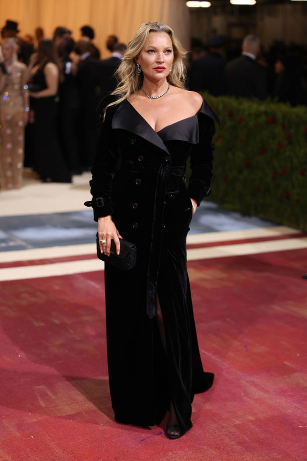 Met Gala 2022: suknie modelek i gwiazd. Sarah Jessica Parker, Hailey Bieber, Billie Eilish, Jared Leto i inni