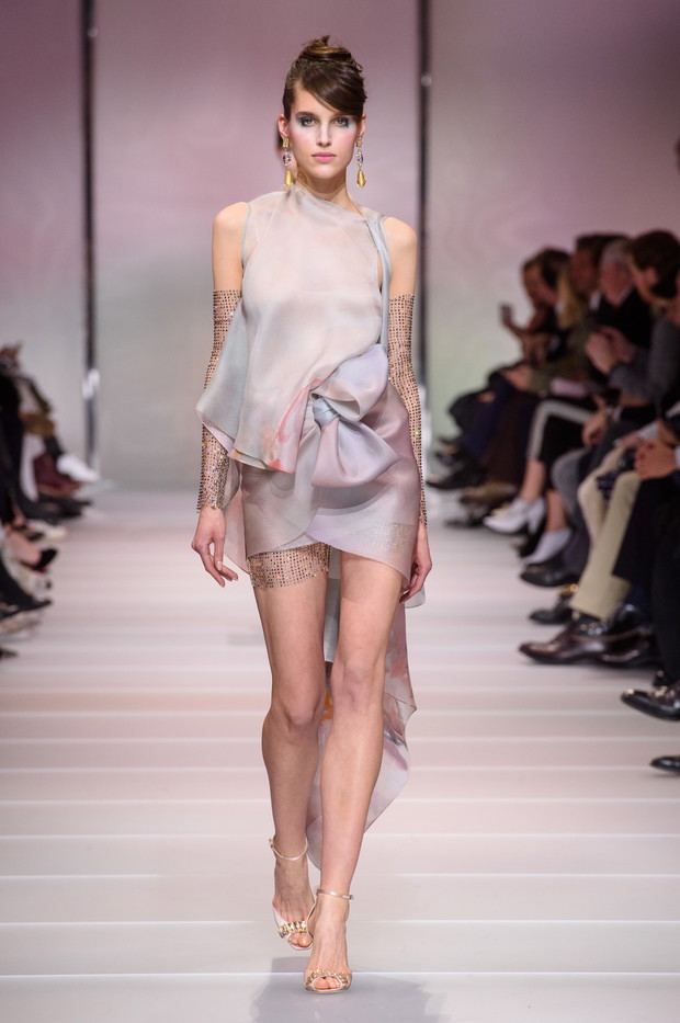 Pokaz Armani Privé haute couture wiosna-lato 2018