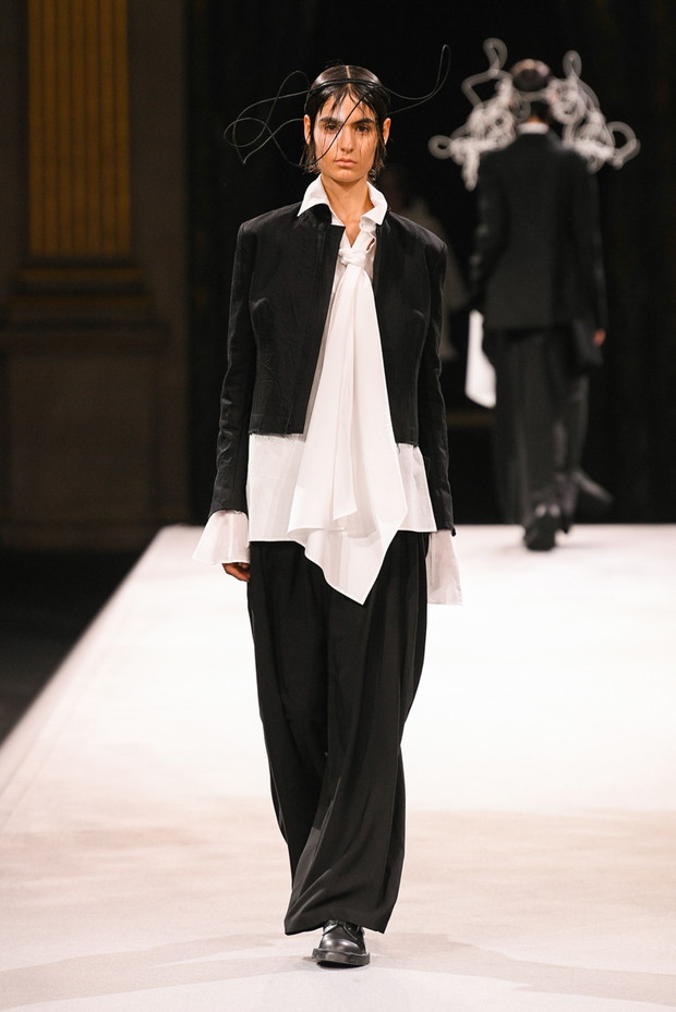Yohji Yamamoto jesień-zima 2022/2023
