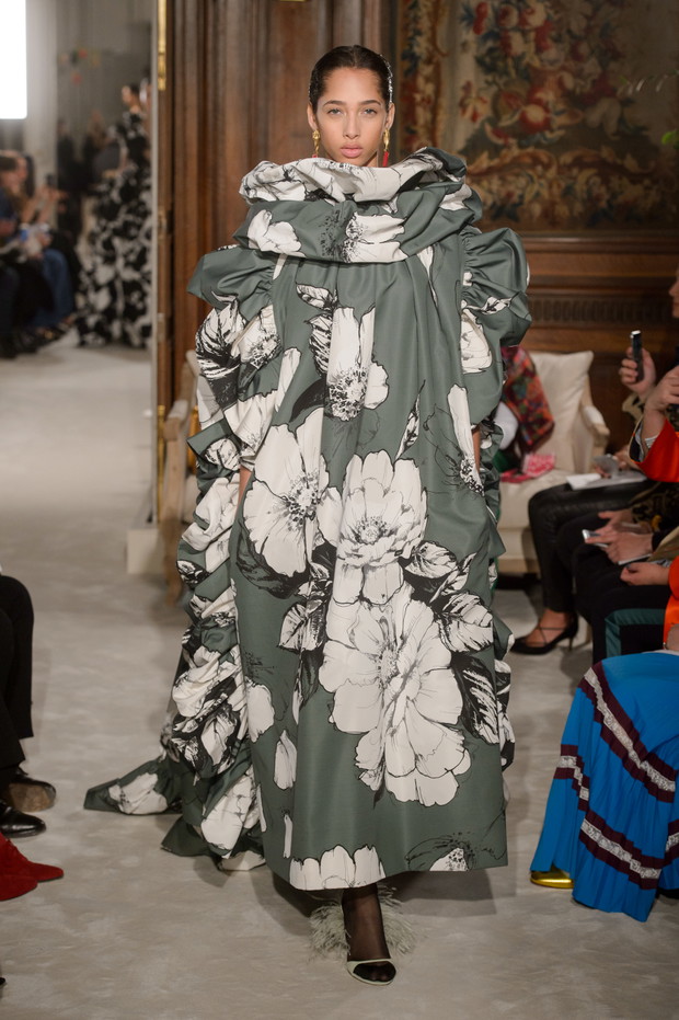 Nowa kolekcja Valentino SS18
