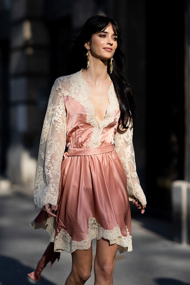 Street Style - Paris Fashion Week - Womenswear Fall/Winter 2026/2027 - Day 8