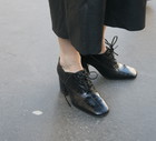 Lace-up shoes z Reserved to modniejsza alternatywa dla loafersów