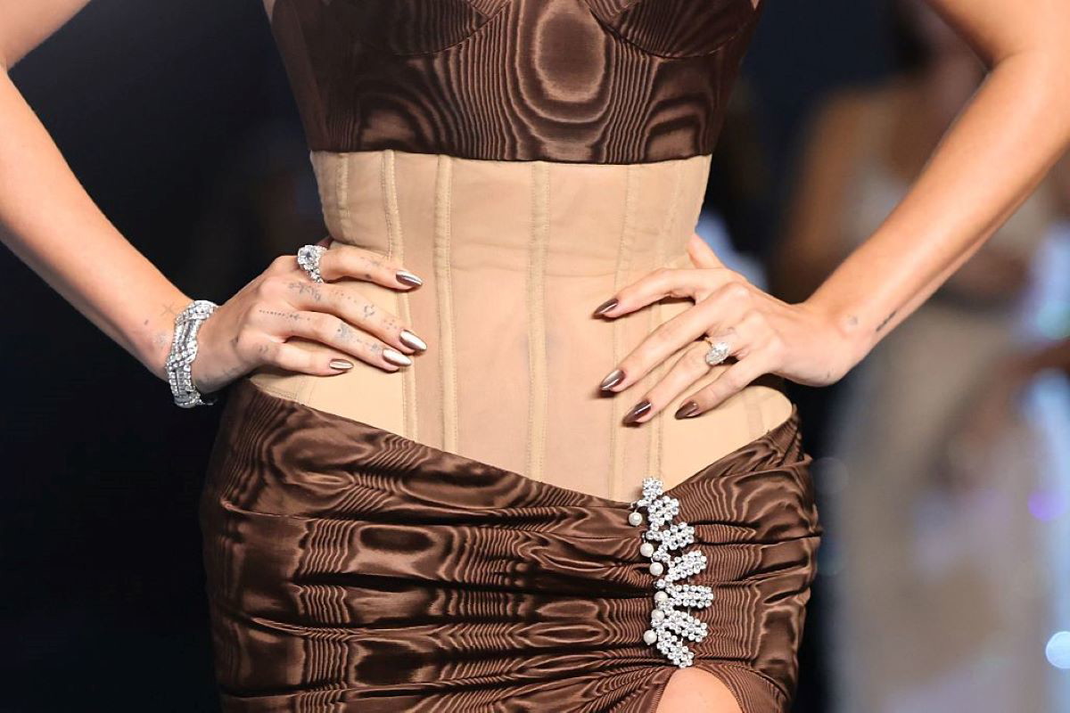 coffee nails