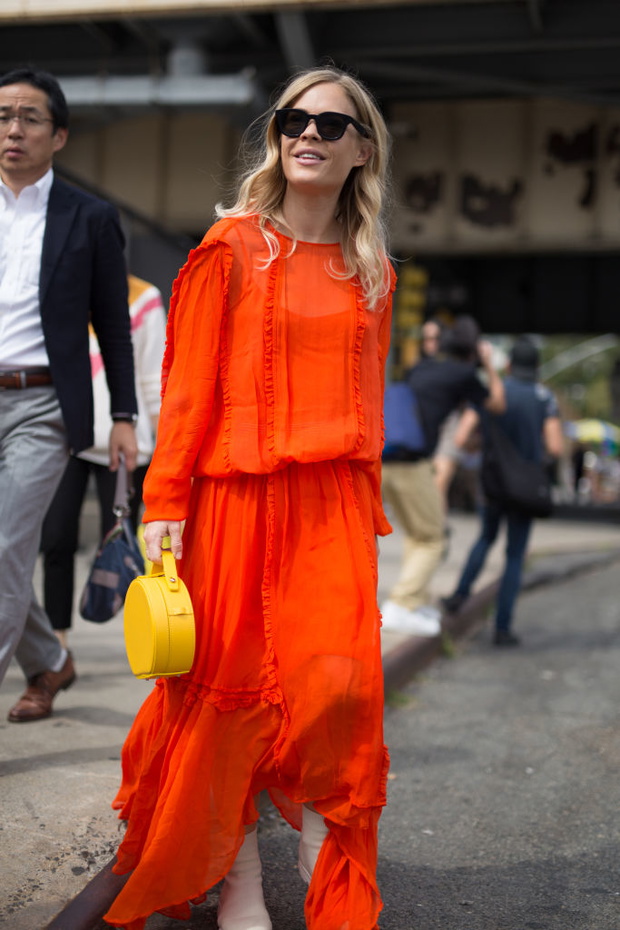 Color-pop dress z Zary to sukienka, która robi cały look