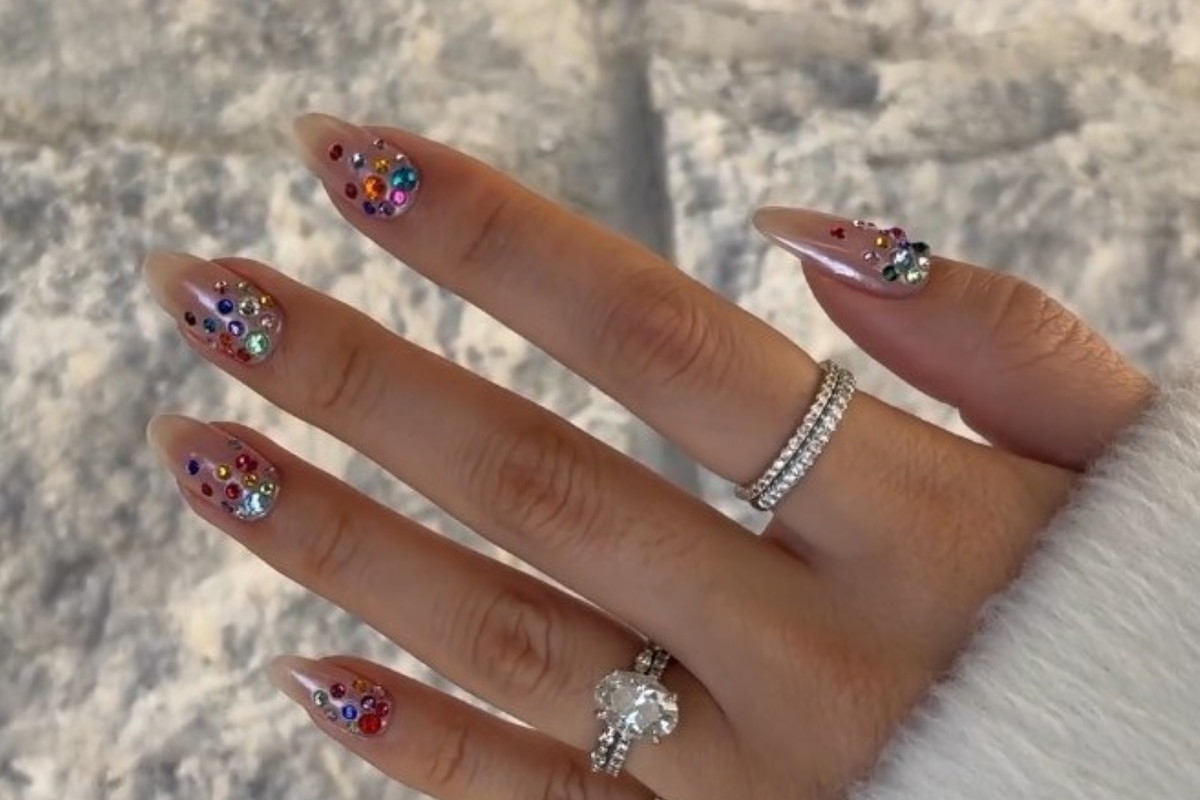 jewely nails 2