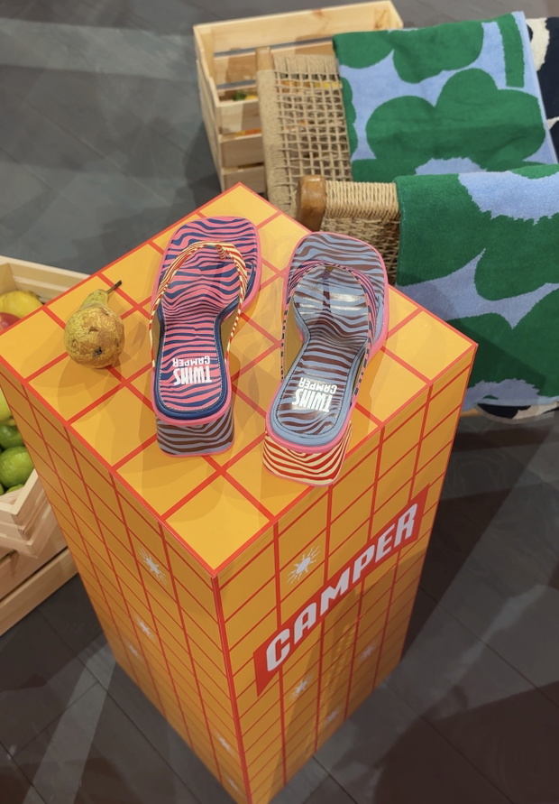 Kolorowe "block heel sandals" Camper