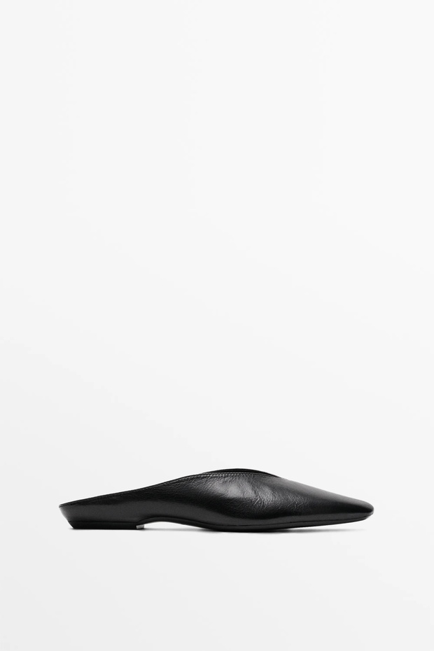 Jazz shoes wracają. Model z Massimo Dutti pasuje do midi