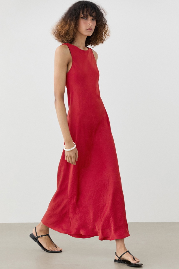 Satynowa sukienka Massimo Dutti