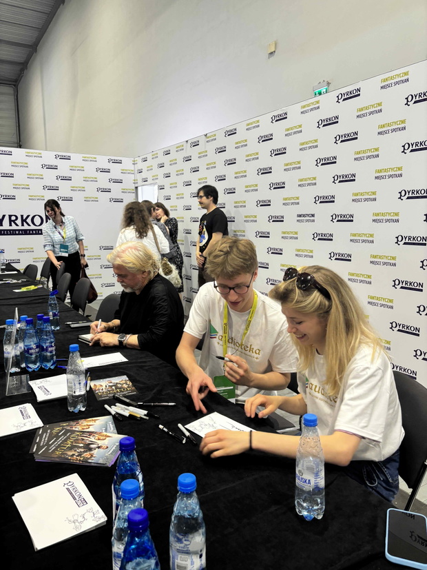 Pyrkon_Komtur3