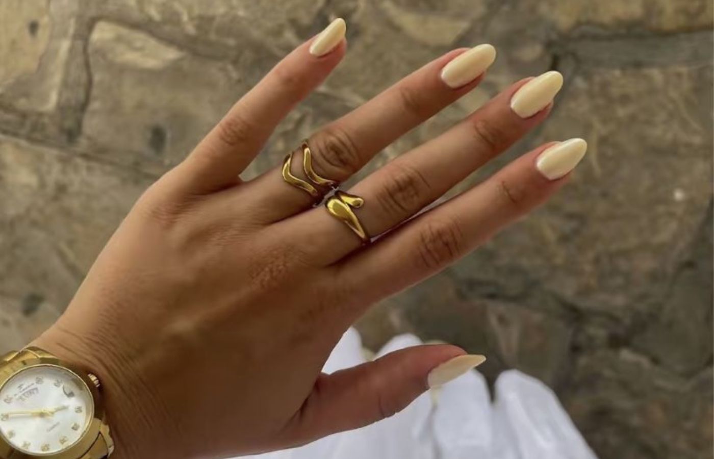 Lemon sorbet nails na lato 2026