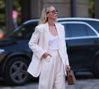 Fluid ivory trousers to luksusowa alternatywa dla lnu