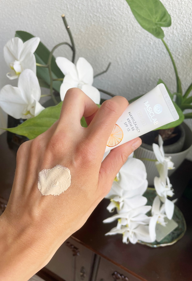 Krem BB SPF 15 od polskiej marki Basiclab