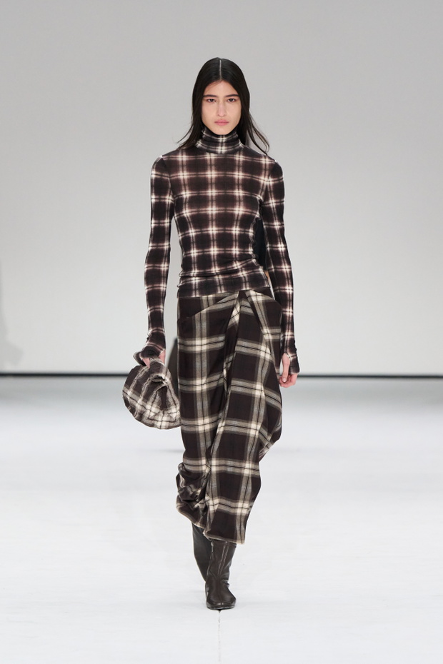 COS AW25