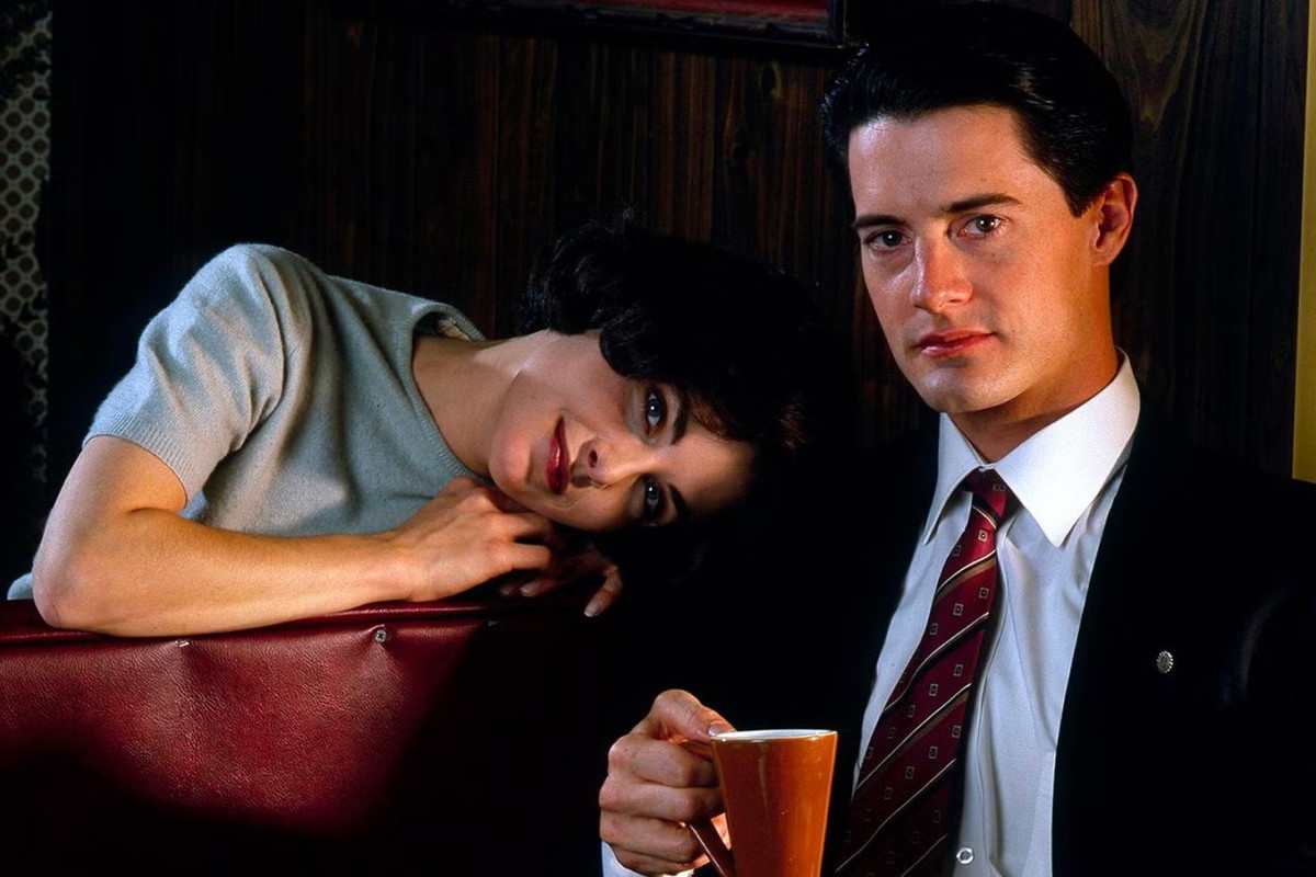 "Twin Peaks"