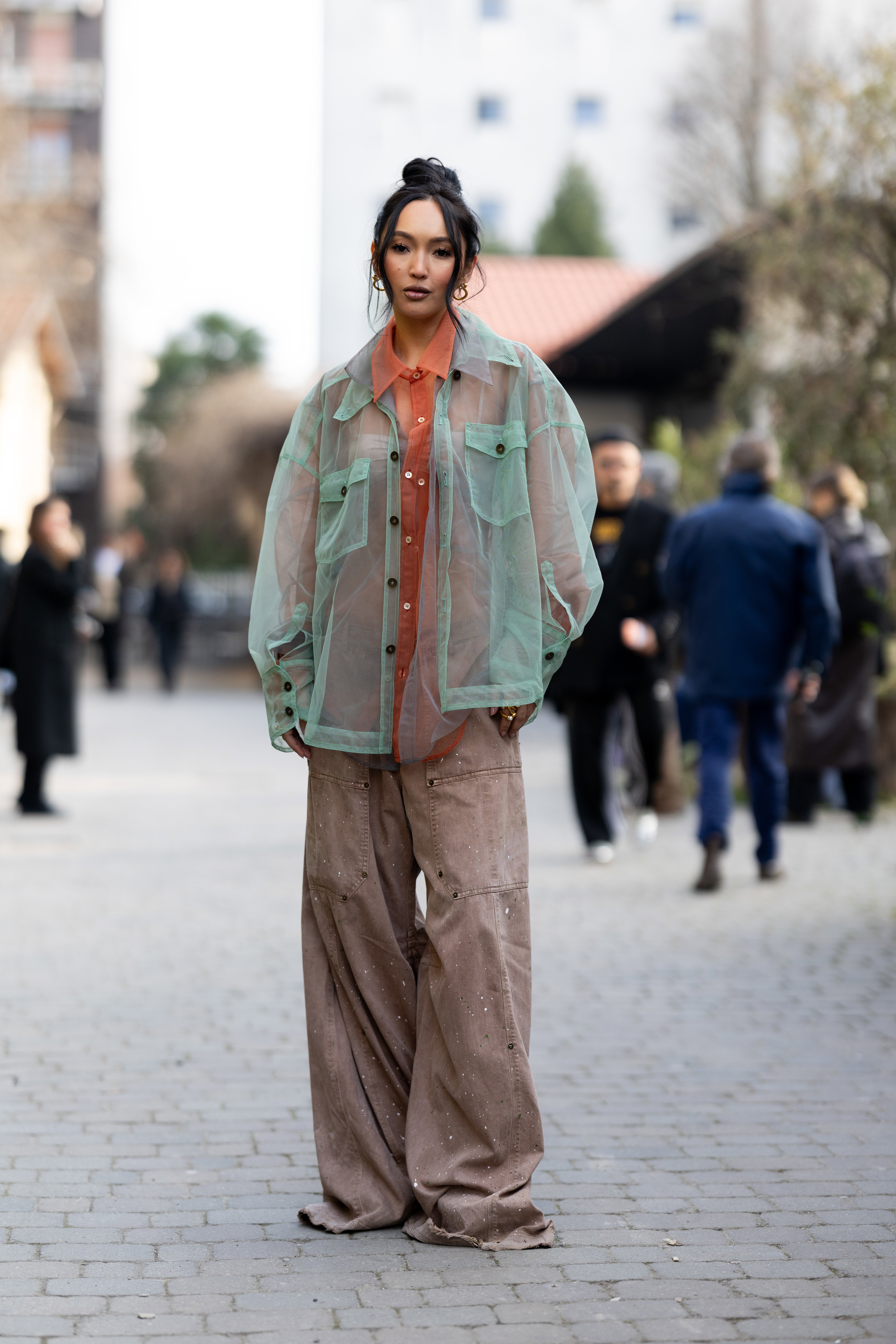 Przezroczysta organza jacket z Mango na lato 2026