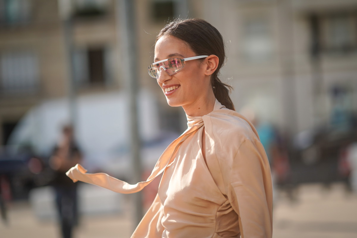 Shield glasses na lato 2026. Okulary do sukienki i garnituru