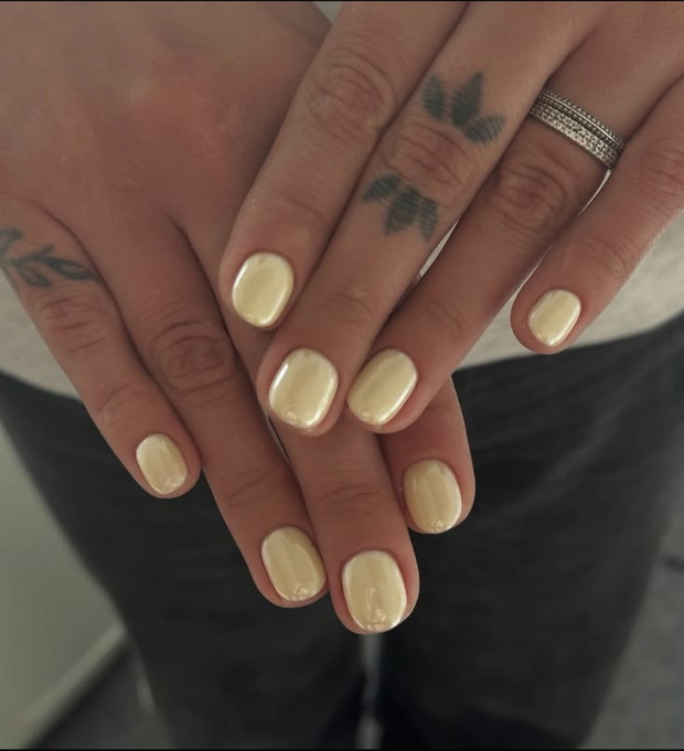 Glazed Butter Nails