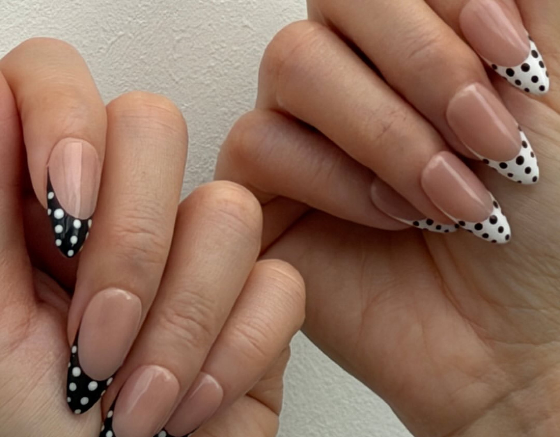 Press on nails na lato 2026