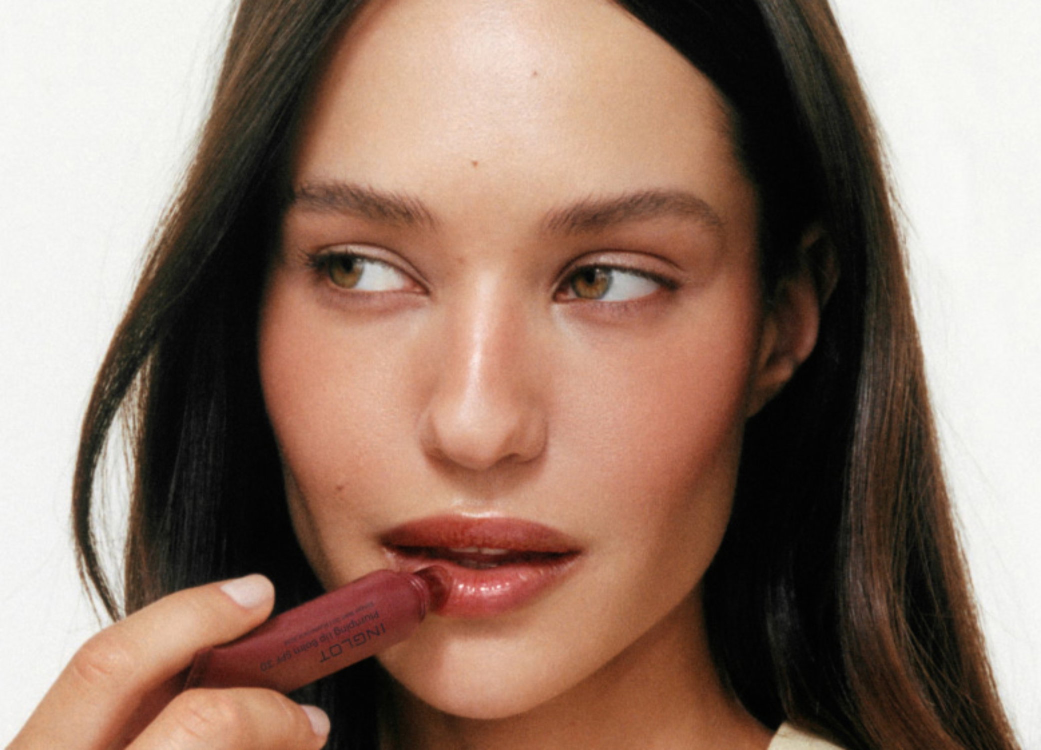 Premierowo na elle.pl: Plumping Lip Balm SPF 30
