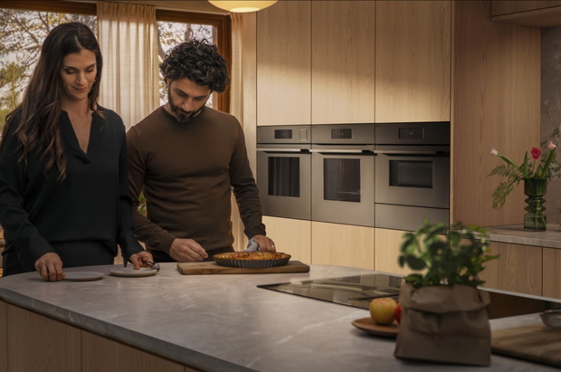 Electrolux 800 MealAssist SteamPro 