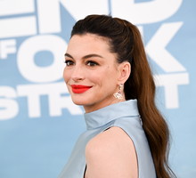 manicure anne hathaway