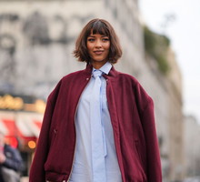"Bonbon" jacket w kolorze rdzawego brązu to nowy hit H&M na sezon przejściowy w stylu paryskich it girls. Ideał na wietrzne dni