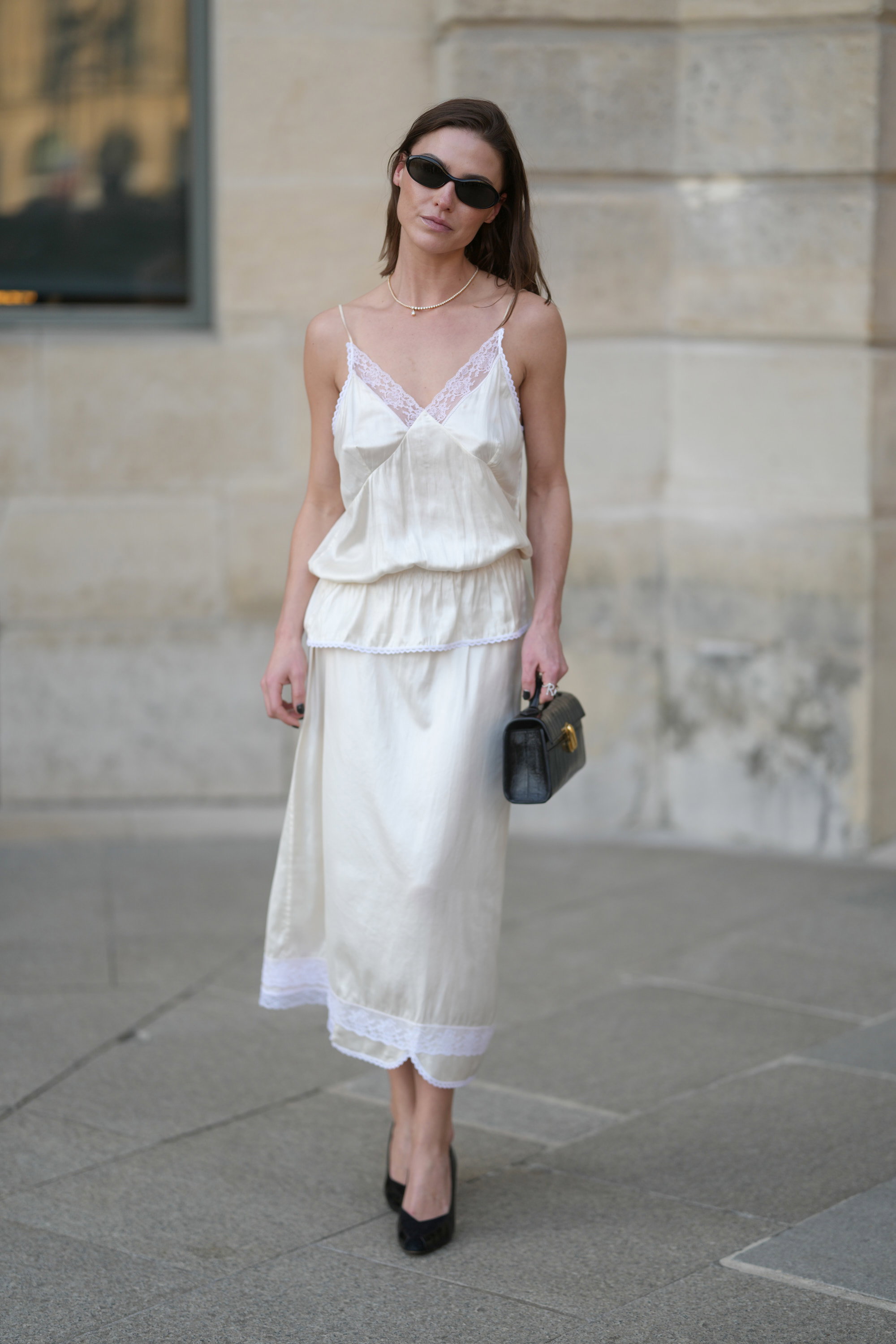 Maximalist slip dress to modna sukienka na jesień 2026