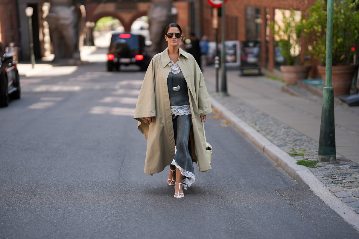Lingerie skirt to modna spódnica na jesień 2026