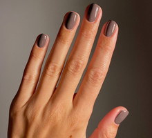 Cashmere Taupe Nails