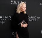 Paznokcie migdały: ulubiony manicure Pameli Anderson