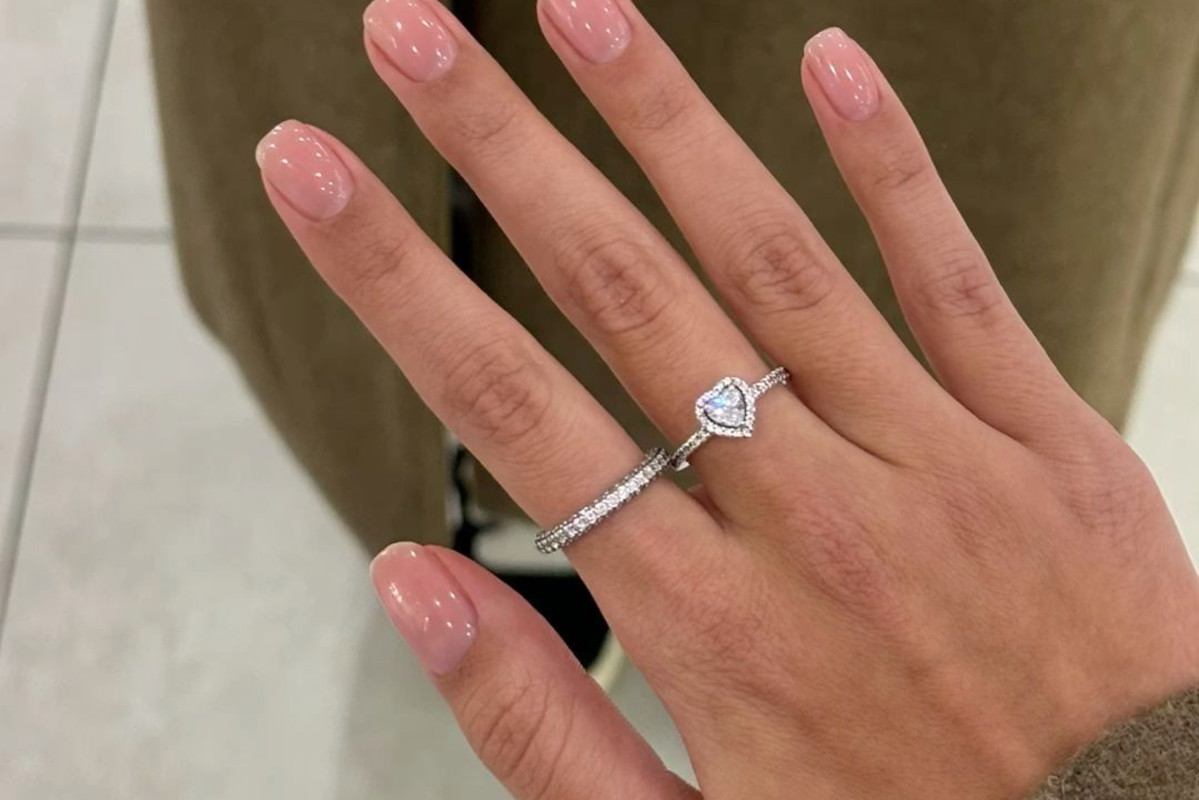 Manicure we francuskim stylu