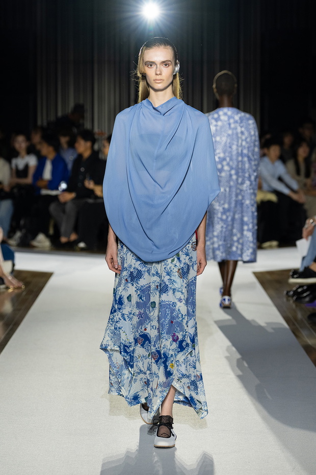 support surface - © Takashi Shimamura