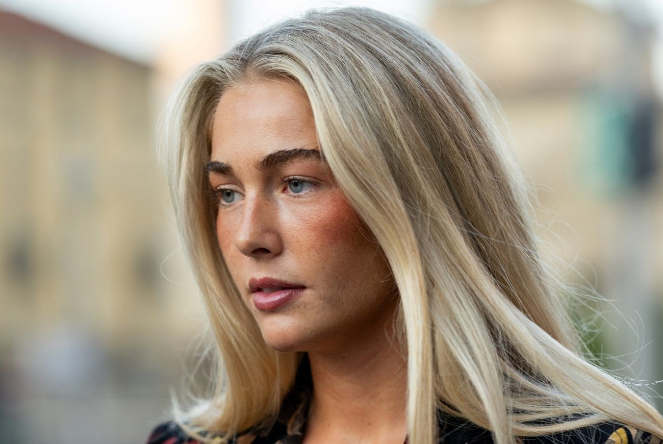 Kremy pod oczy z kofeiną eliminują hooded eye