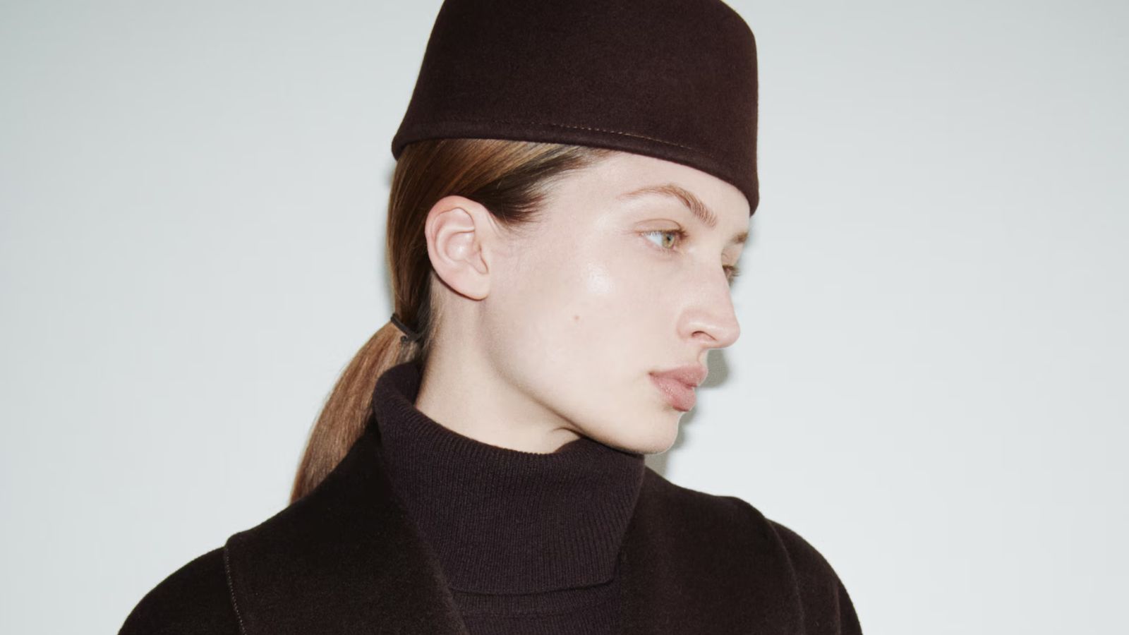 Elegancki ṭarbūsh hat z H&M to 100% wełna