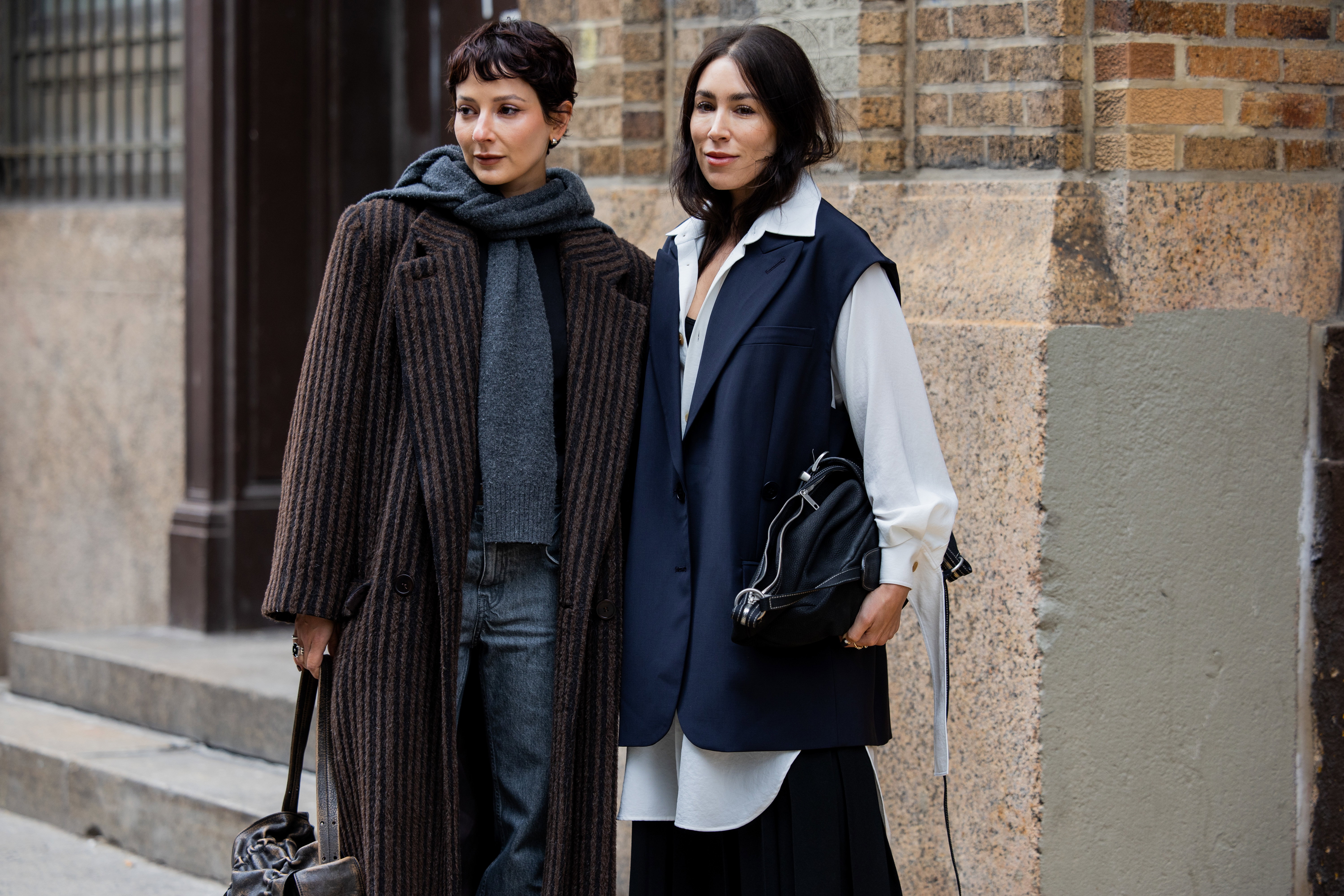 „Snood scarf” wraca po latach.